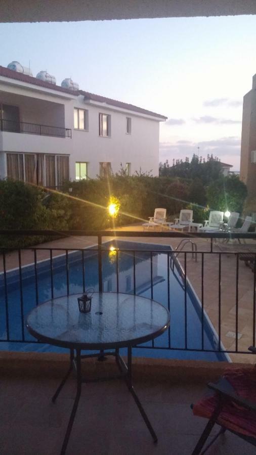 The Holiday Flat, Gateway To Desired Experiences Peyia Exterior foto